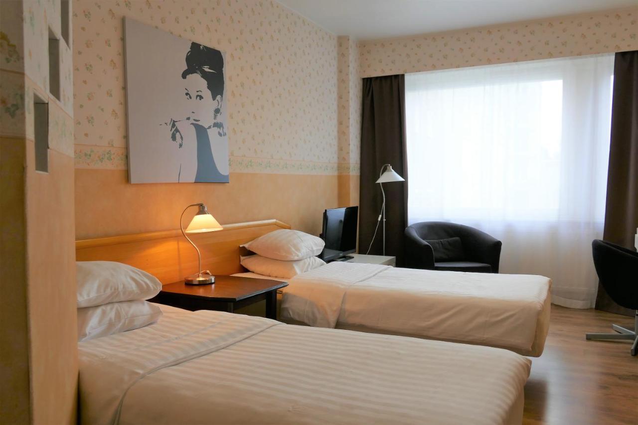 Linnanpiha Bed & Breakfast 라우마 외부 사진